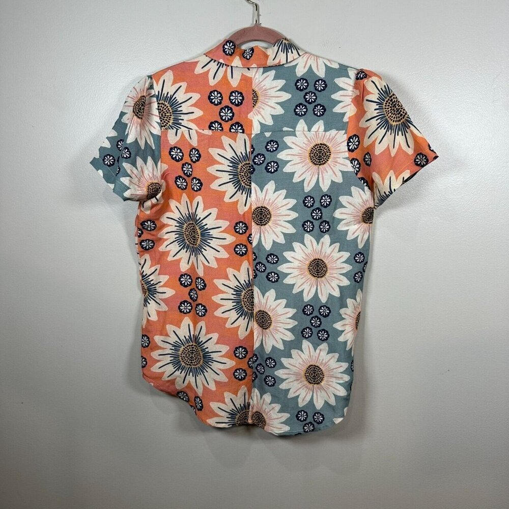 FARM Rio Coral & Sage Sunflower Print Short-Sleeve Button-Down - Picture 10 of 10